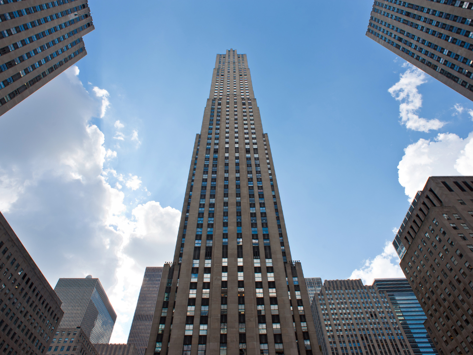 Rockefeller Center's $3.5B Refi to Test Investor Confidence in Office