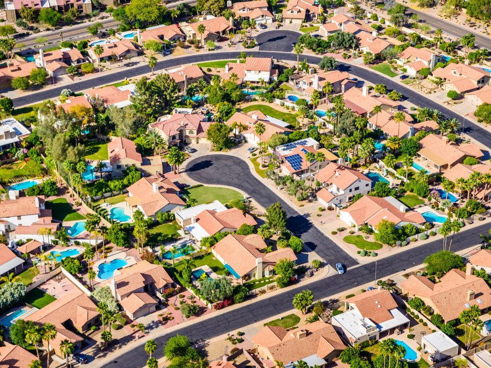 Pending Home Sales Surge to 3-Year High, Florida Lags Amid Storms