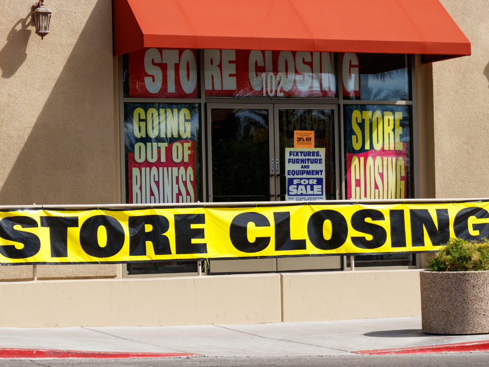 Walgreens, CVS, Big Lots Lead Over 2K Retail Store Closures