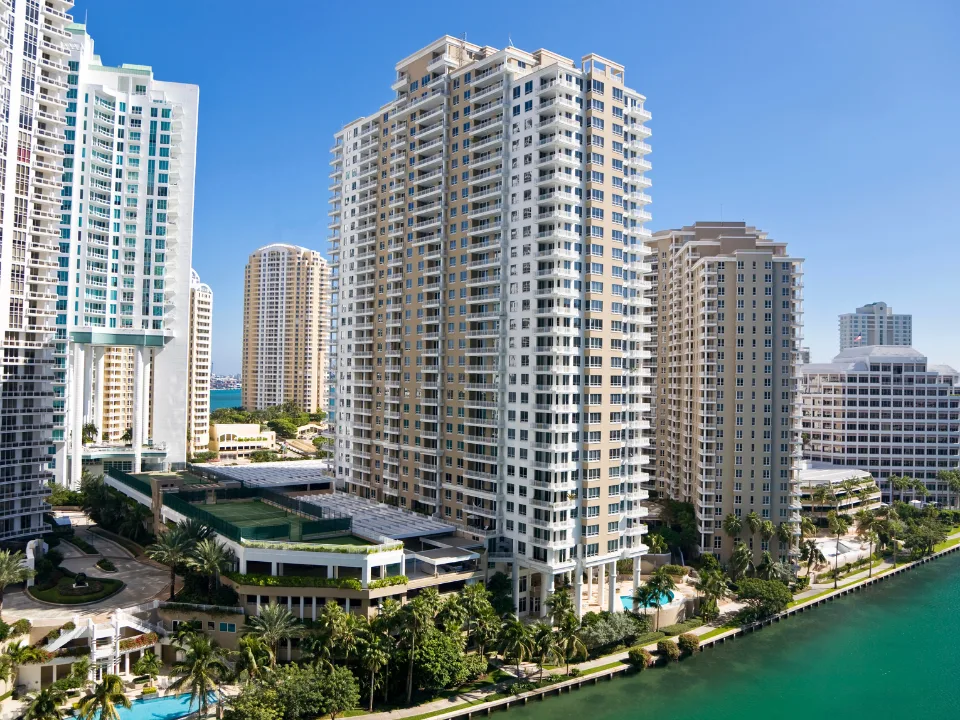 Miami’s Luxury High-Rises Are Sinking